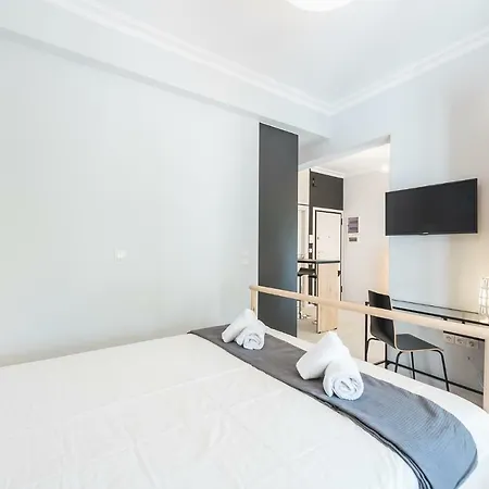 Modern Studio, Center, Near Metro Station * Athens